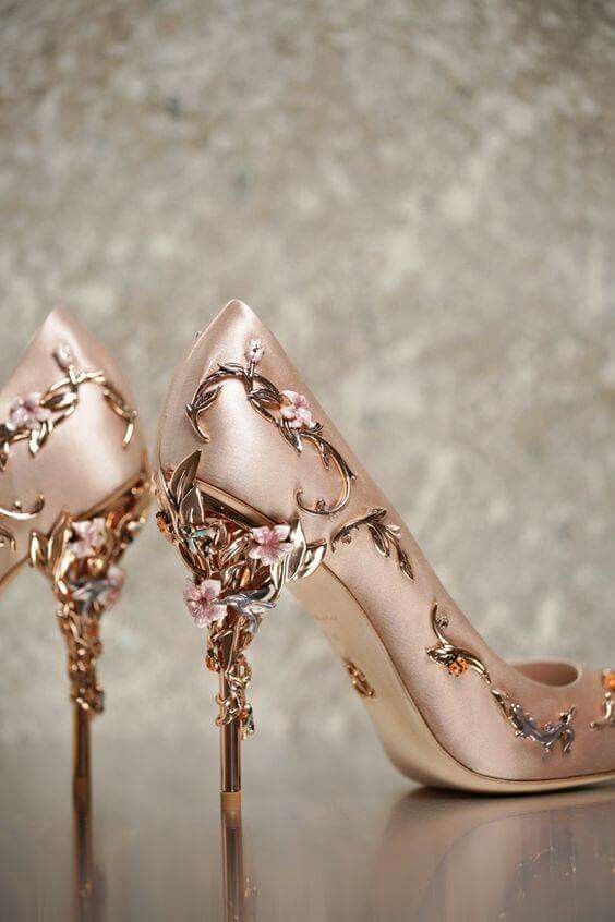 Add new style to your personality with
Champagne heels to look elegant