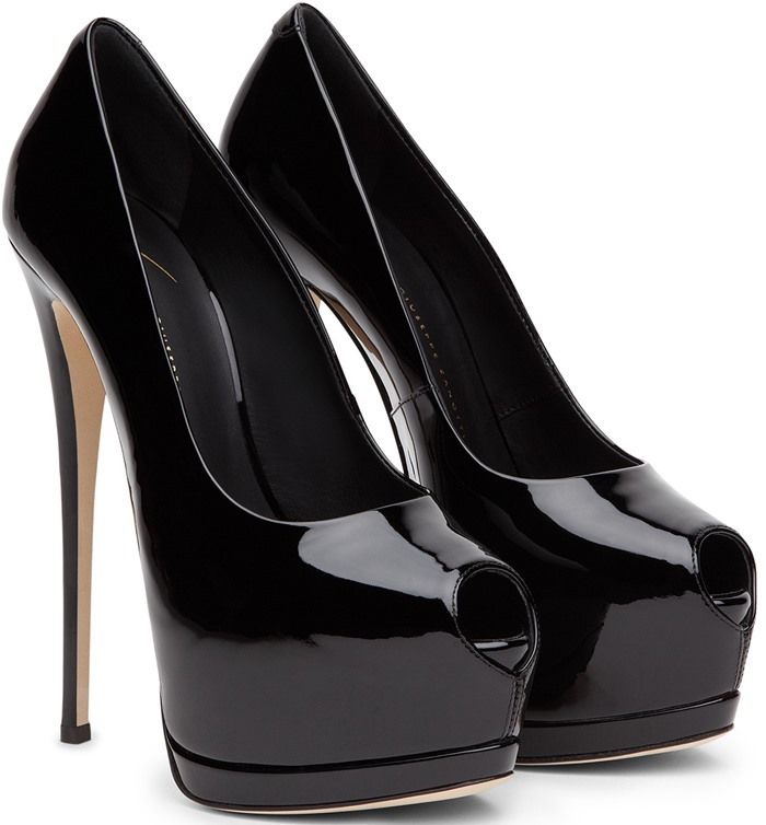 Peep toe heels: Looks Classy in Any Party