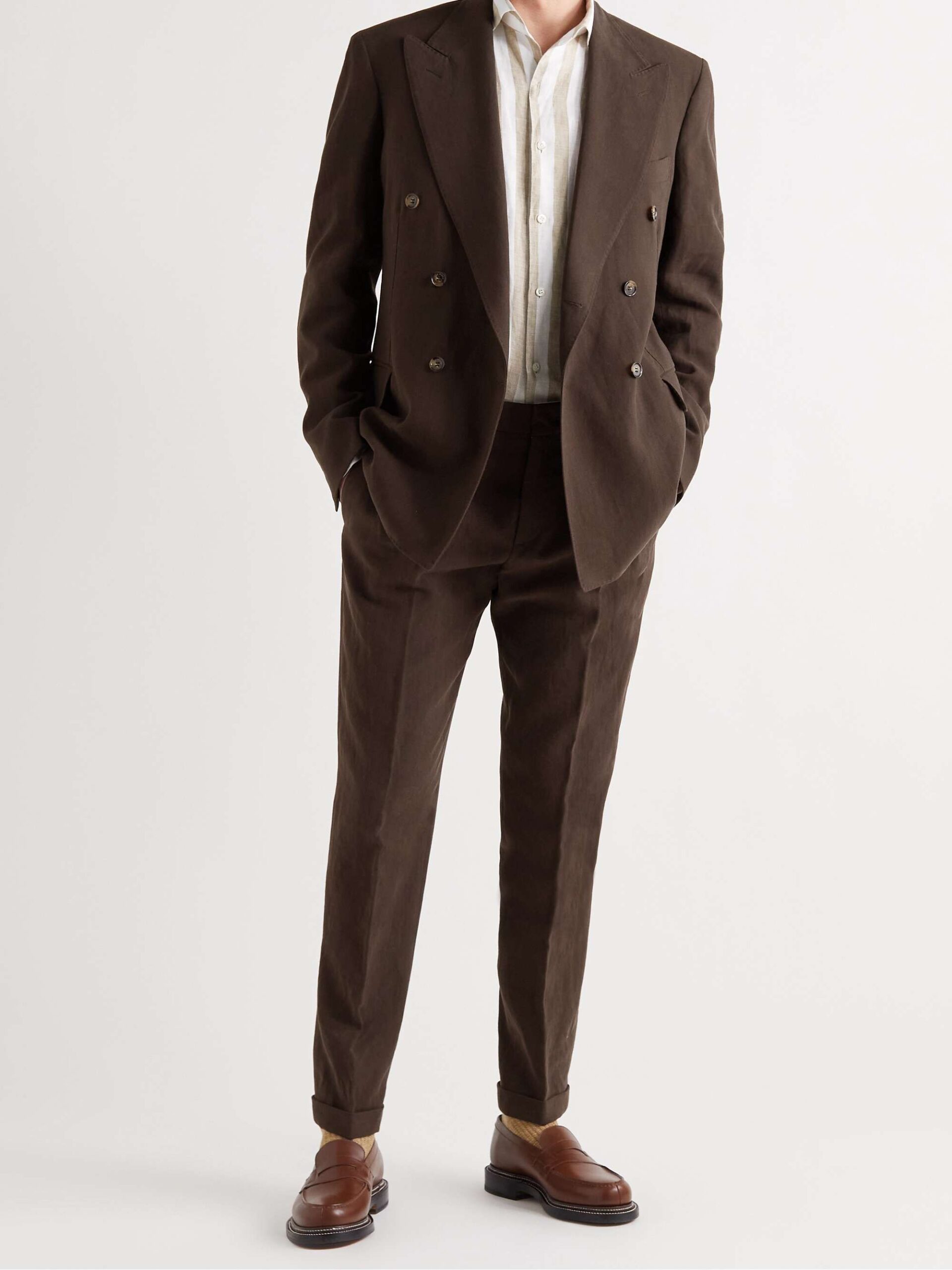 Getting the right fit for your slim fit
suit