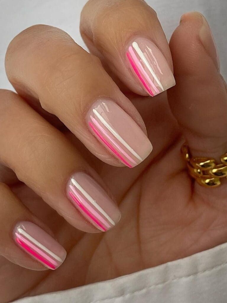 Chic Ways to Incorporate Stripe Nail Art
Into Your Manicure