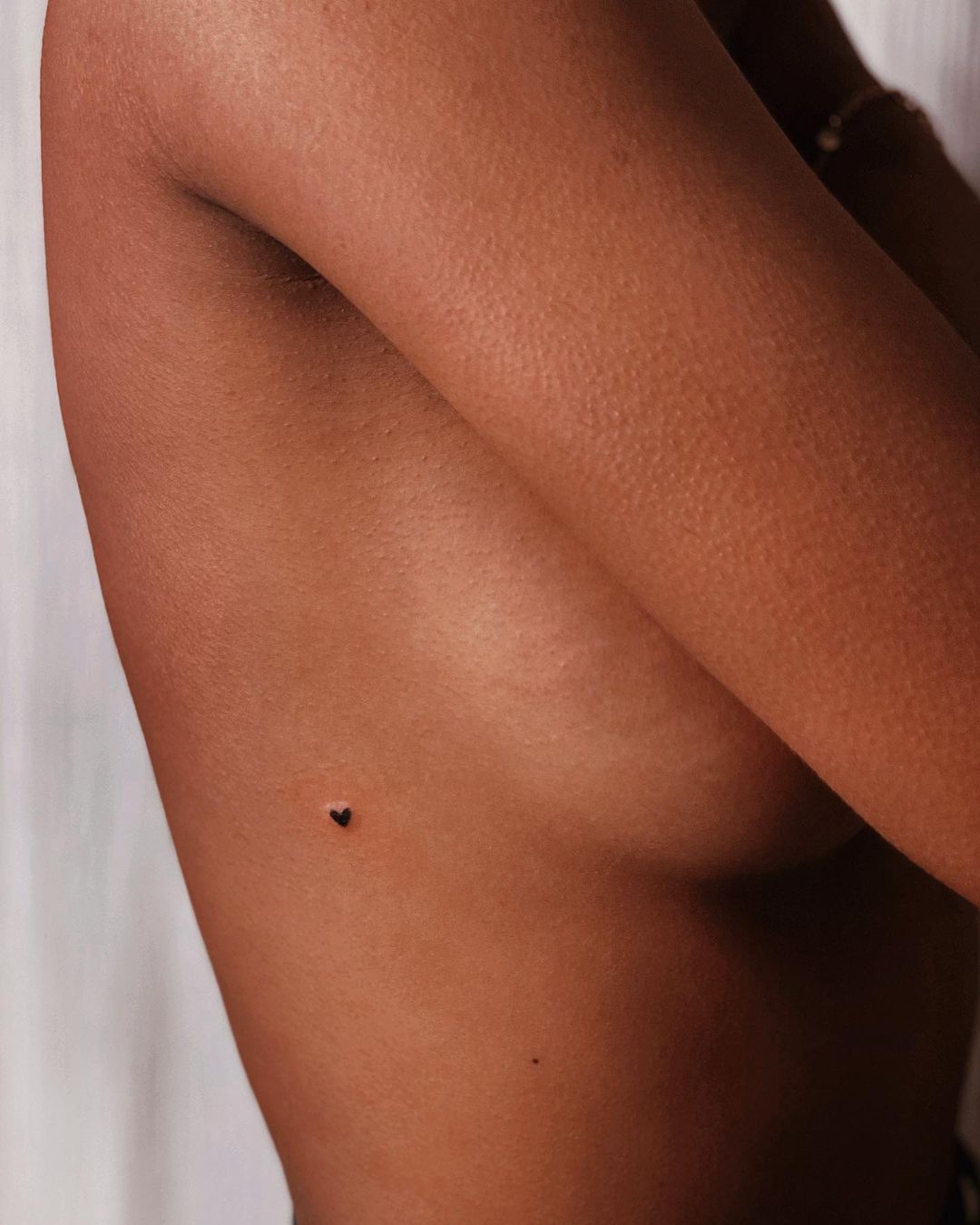 Delicate Tiny Tattoos for Woman