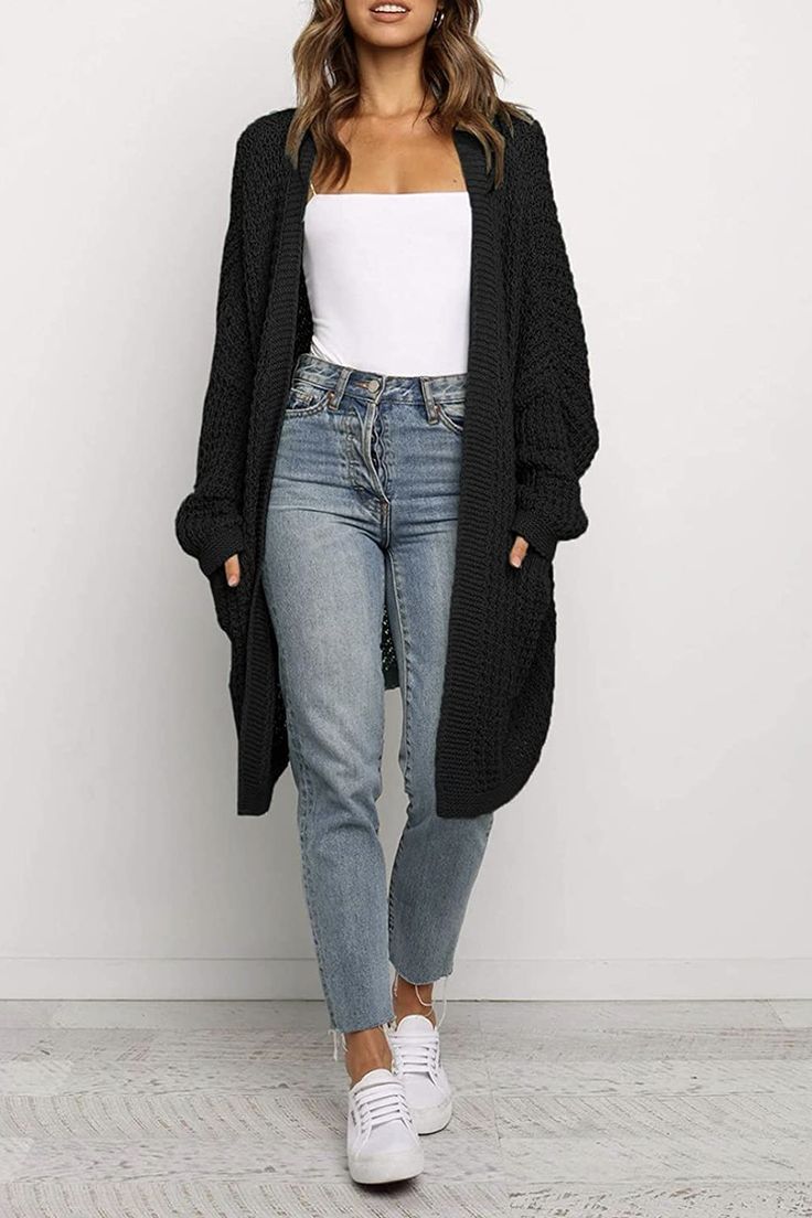 FALL IN LOVE WITH THE MIX OF HIP AND
ROYAL WORLD OF BLACK CARDIGAN.