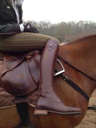 Brown Riding boots gives you a stunning
look