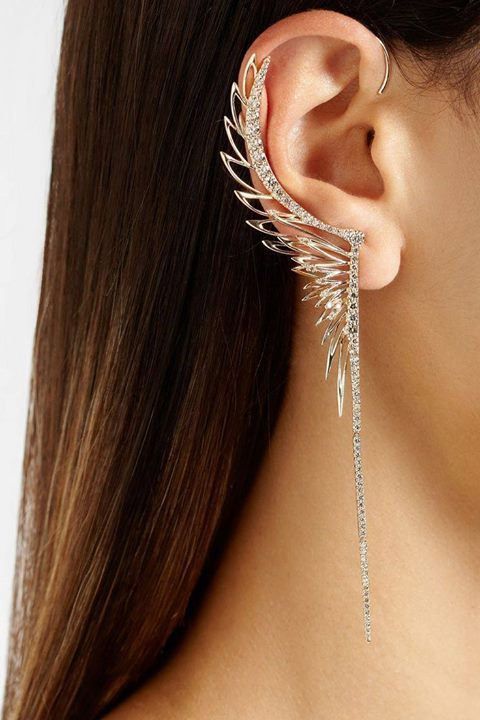 How to Choose the Perfect Ear Cuff
Earrings for Your Style