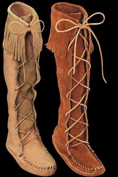 The Comfort and Style of Moccasin Boots