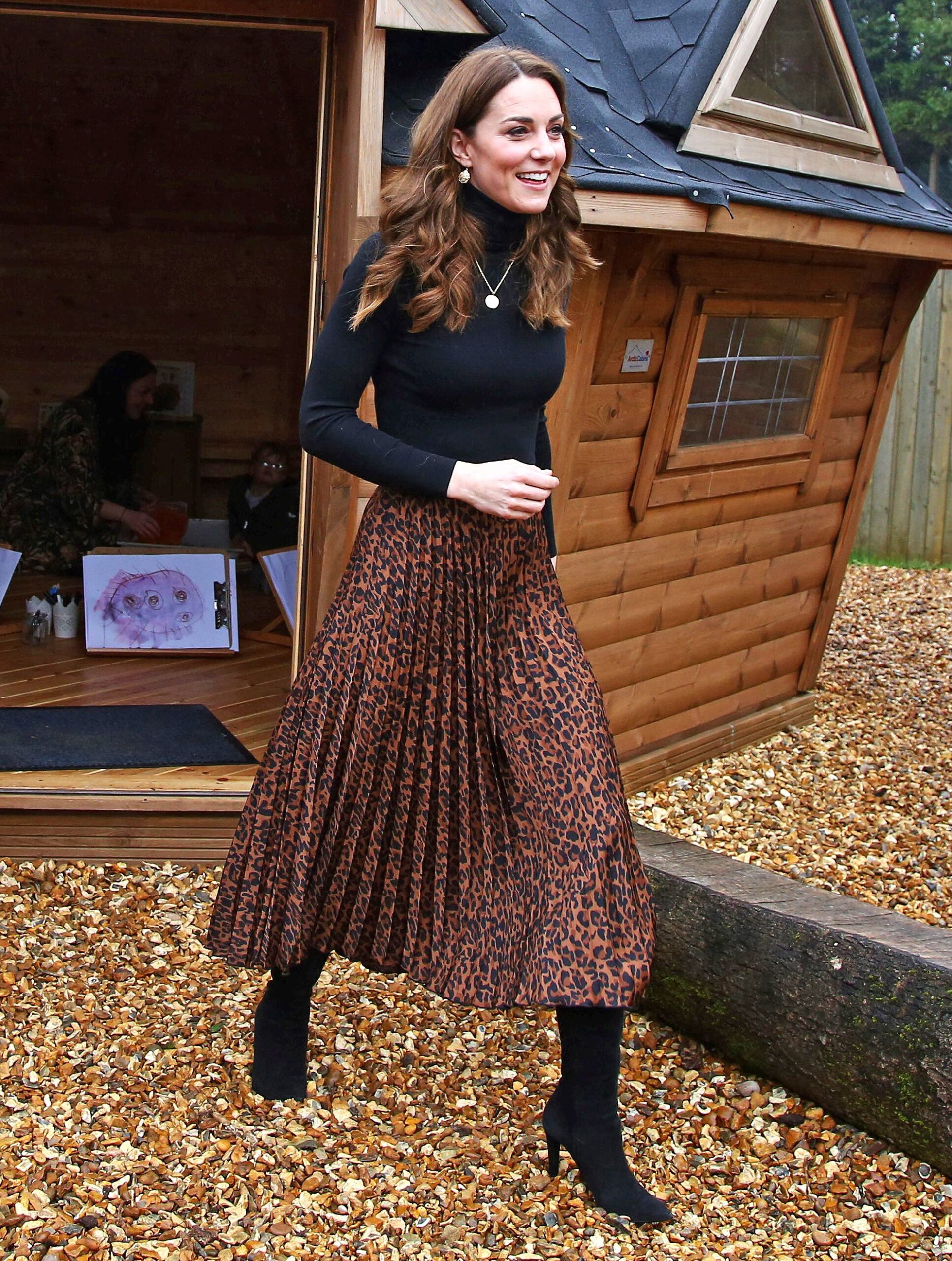 Lovely Winter Skirt Styling Ideas