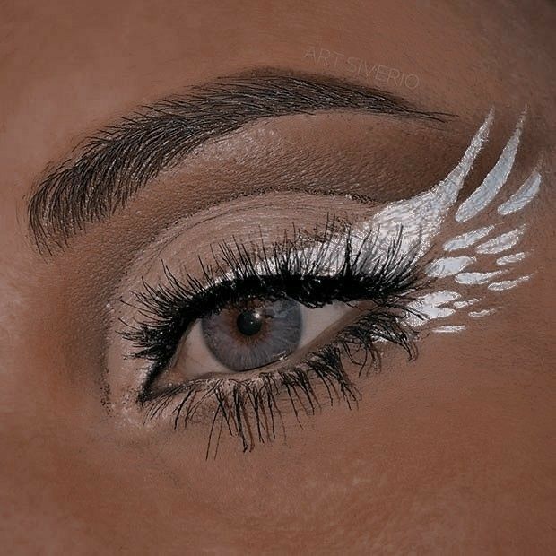 Embrace Your Inner Angel with Angel
Makeup Ideas for Halloween: Ethereal and Beautiful