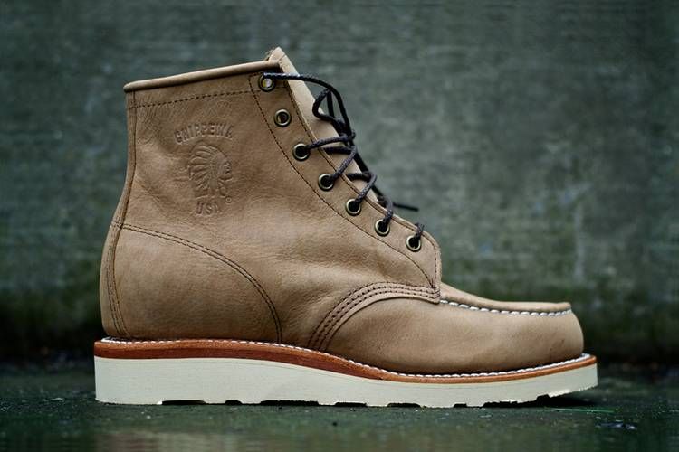 Choose Chippewa boots for extra ordinary
style and comfort