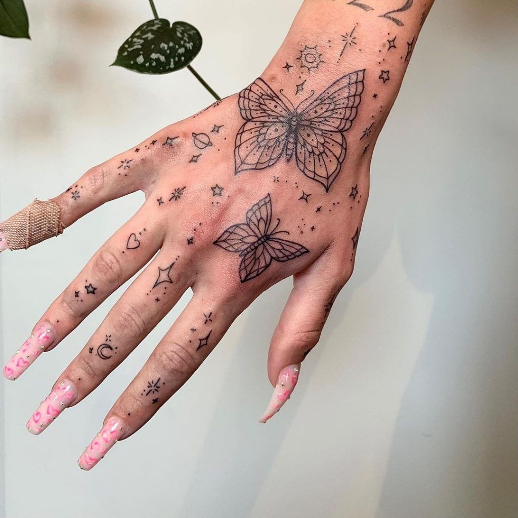 Finding Your Perfect Hand Tattoo:
Inspiration and Ideas for Women