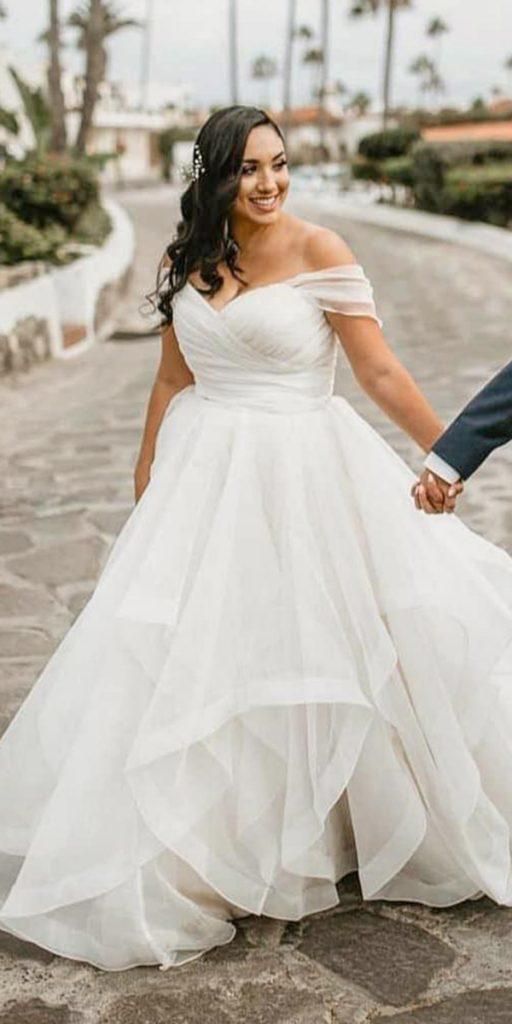 Plus Size Wedding dress: Pick the best
one today