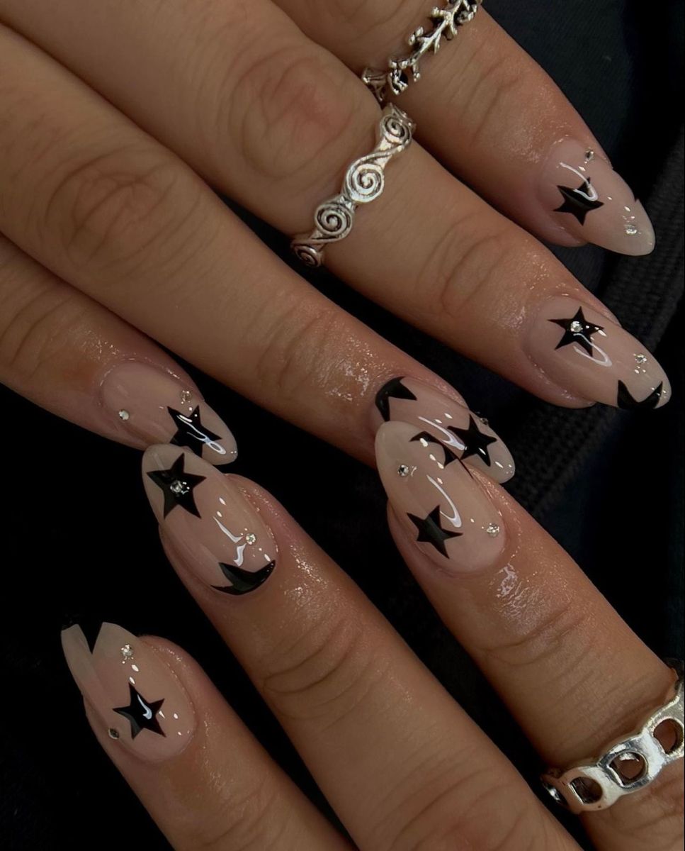 Celestial-Inspired Star Nail Art Ideas to
Try