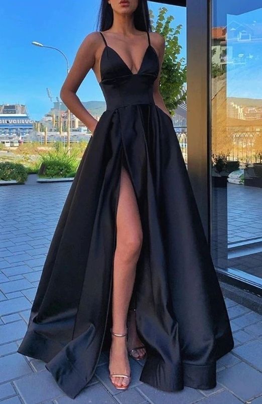 Why you can never go wrong with a black
prom dress