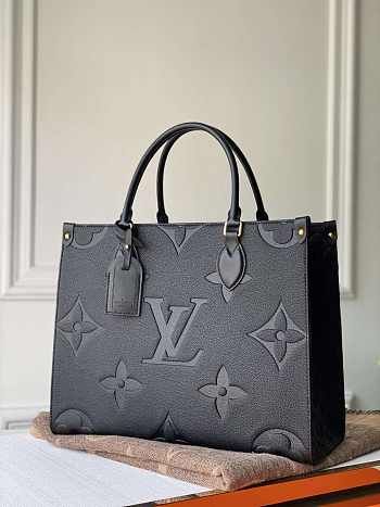 A Closer Look at Chanel’s Iconic Handbag
Designs
