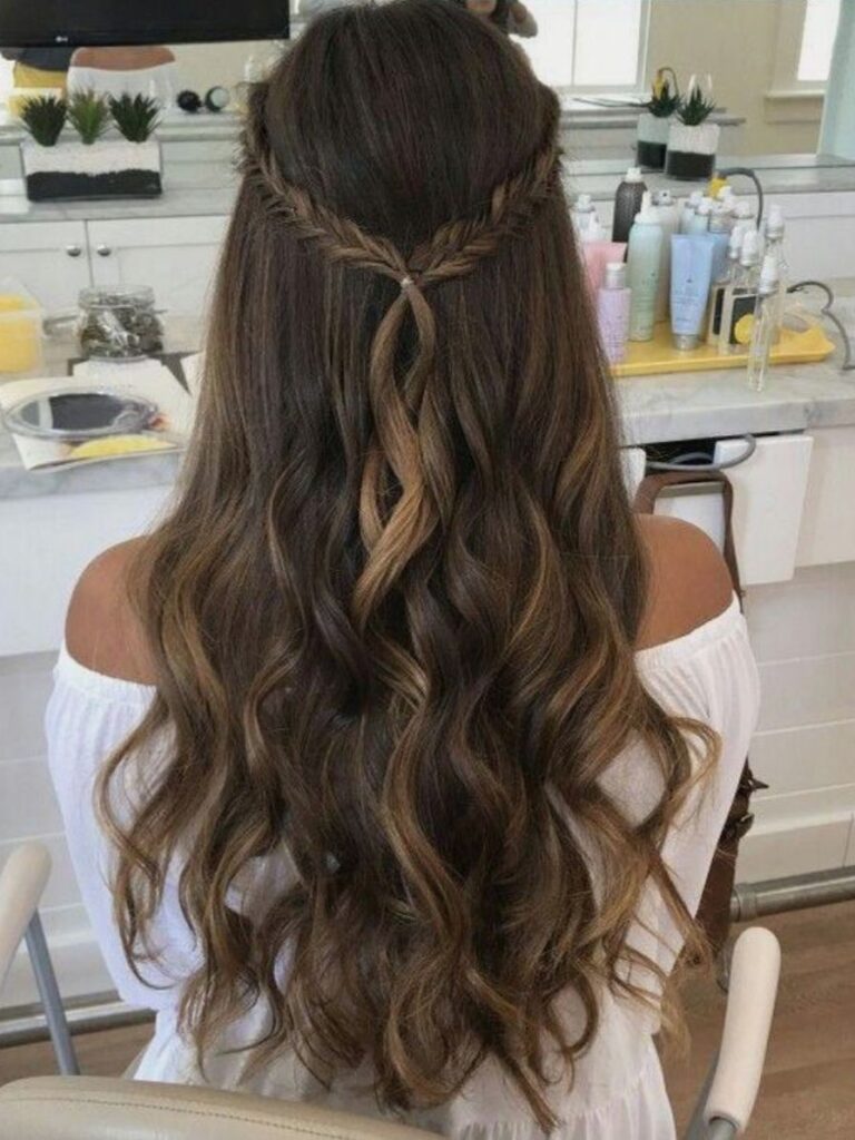 1696888334_Easy-Prom-Hairstyles.jpg