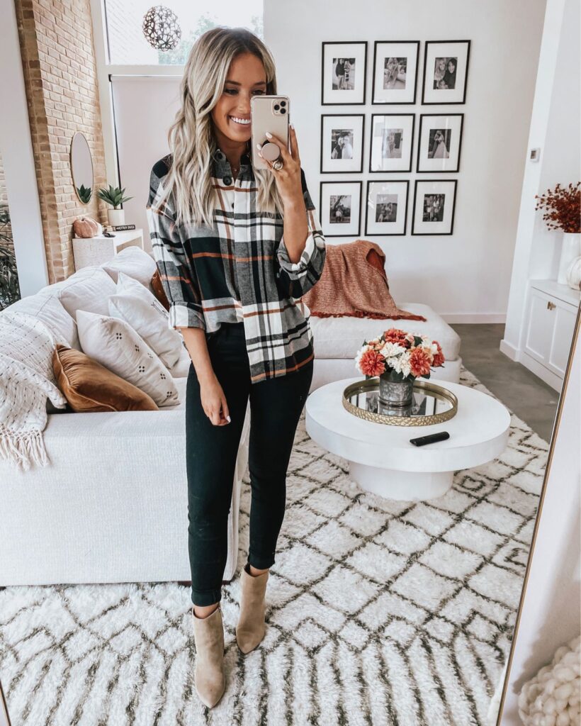1696888475_Flannel-Shirt-Outfit.jpg