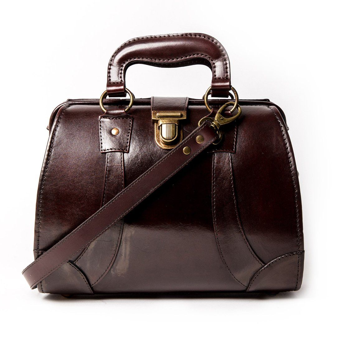 Stylish and trendy Gladstone bag