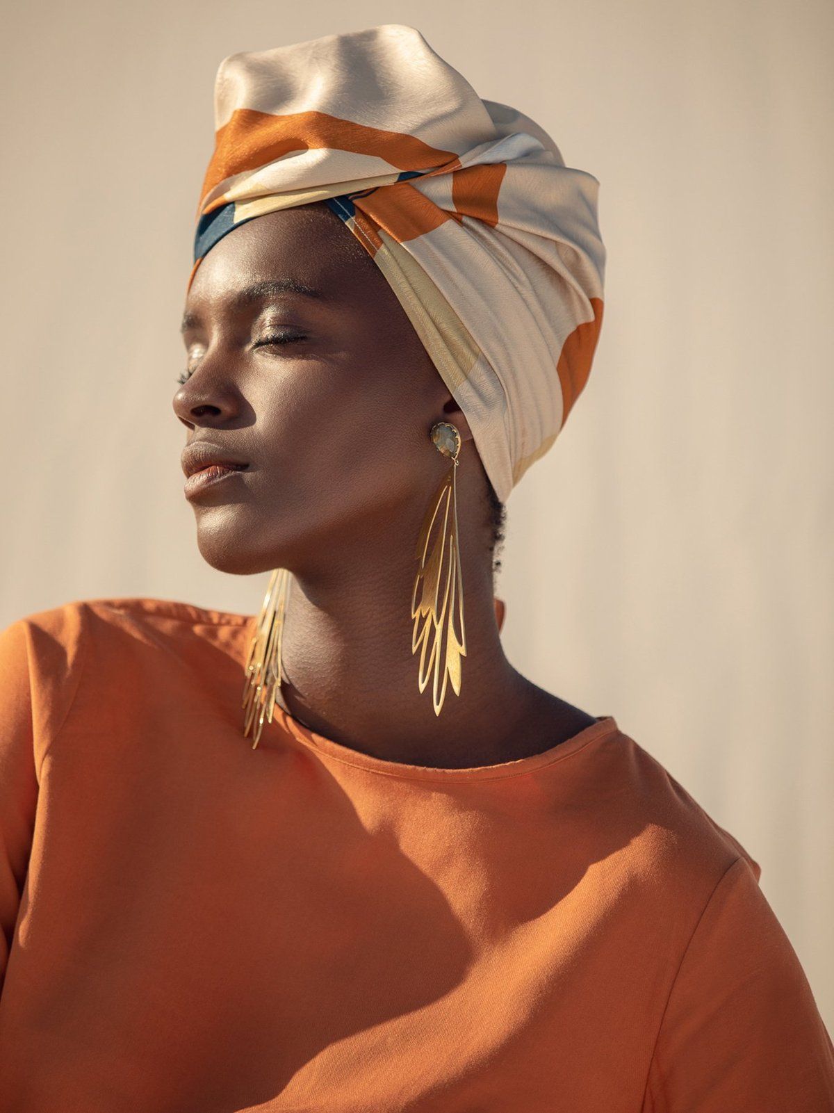 Cultural Significance of Head Wraps:
History and Heritage