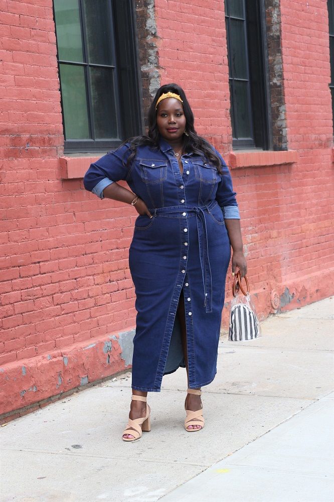 People will admire you with stylish plus
size denim dress