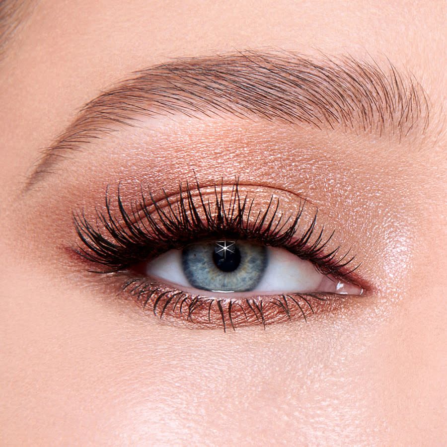 The Ultimate Guide to Rose Gold Makeup
Trends