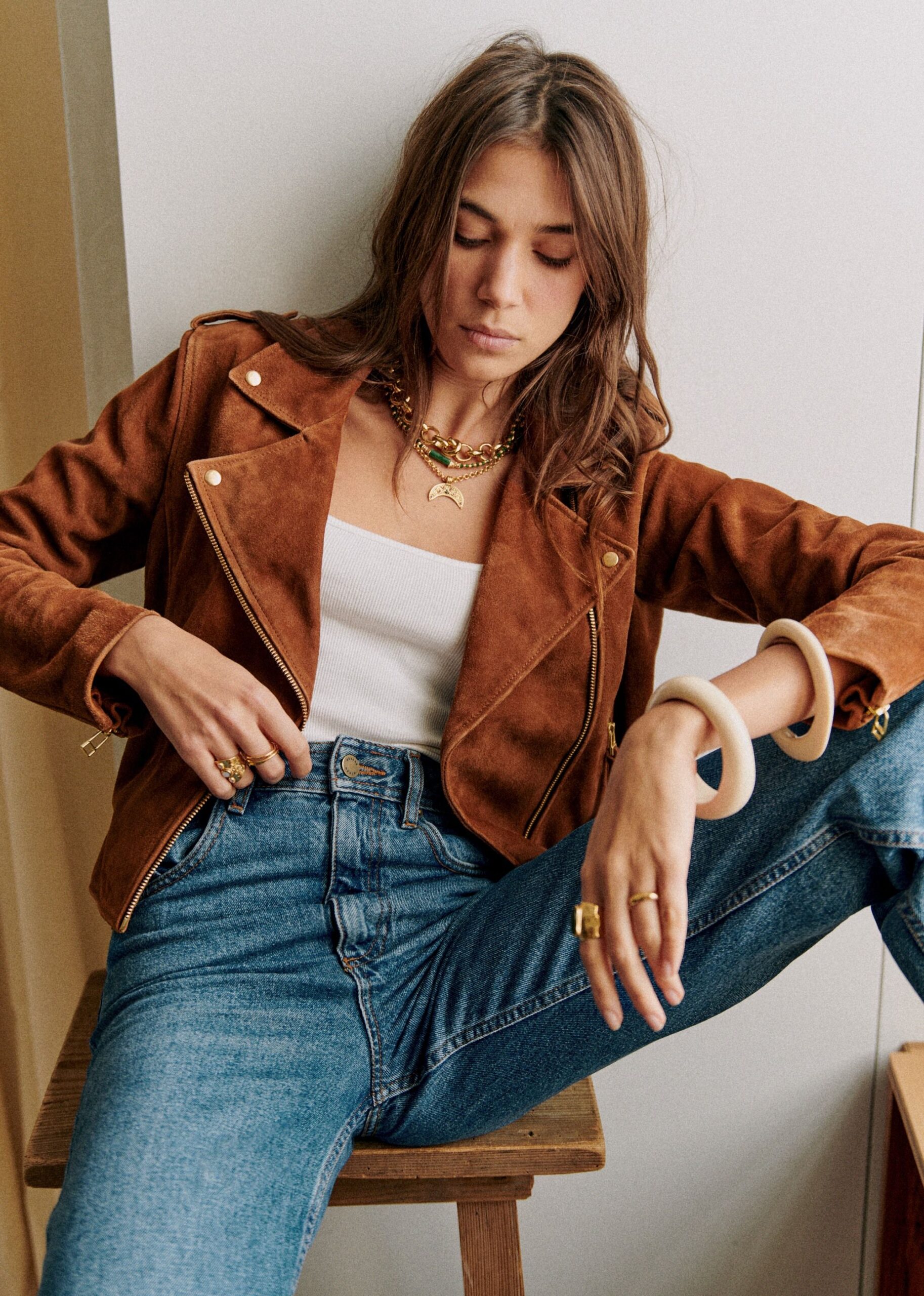 How to Style a Suede Jacket for
Effortless Cool