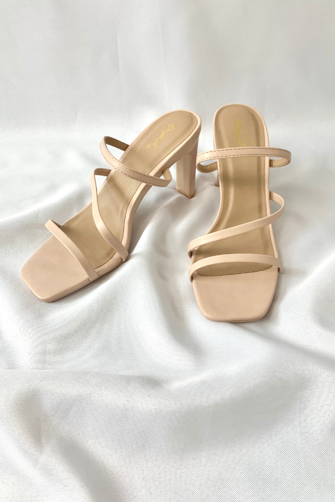 Beige heels: Must have women shoes
