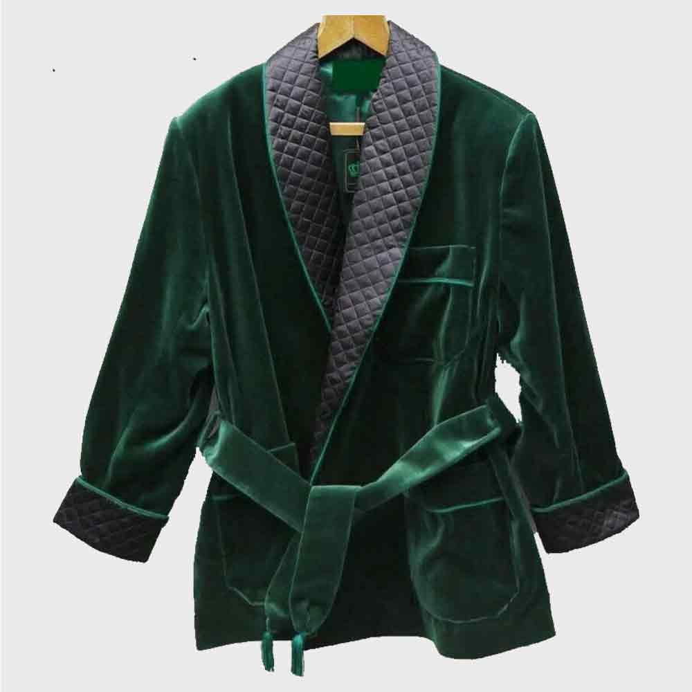 Ways by which smoking jacket is helpful
for you