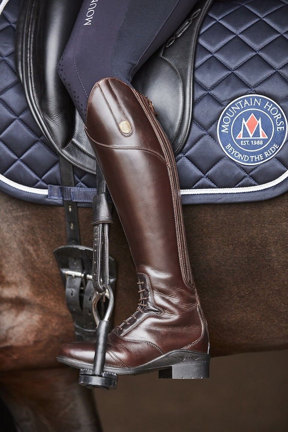 Brown Riding boots gives you a stunning
look