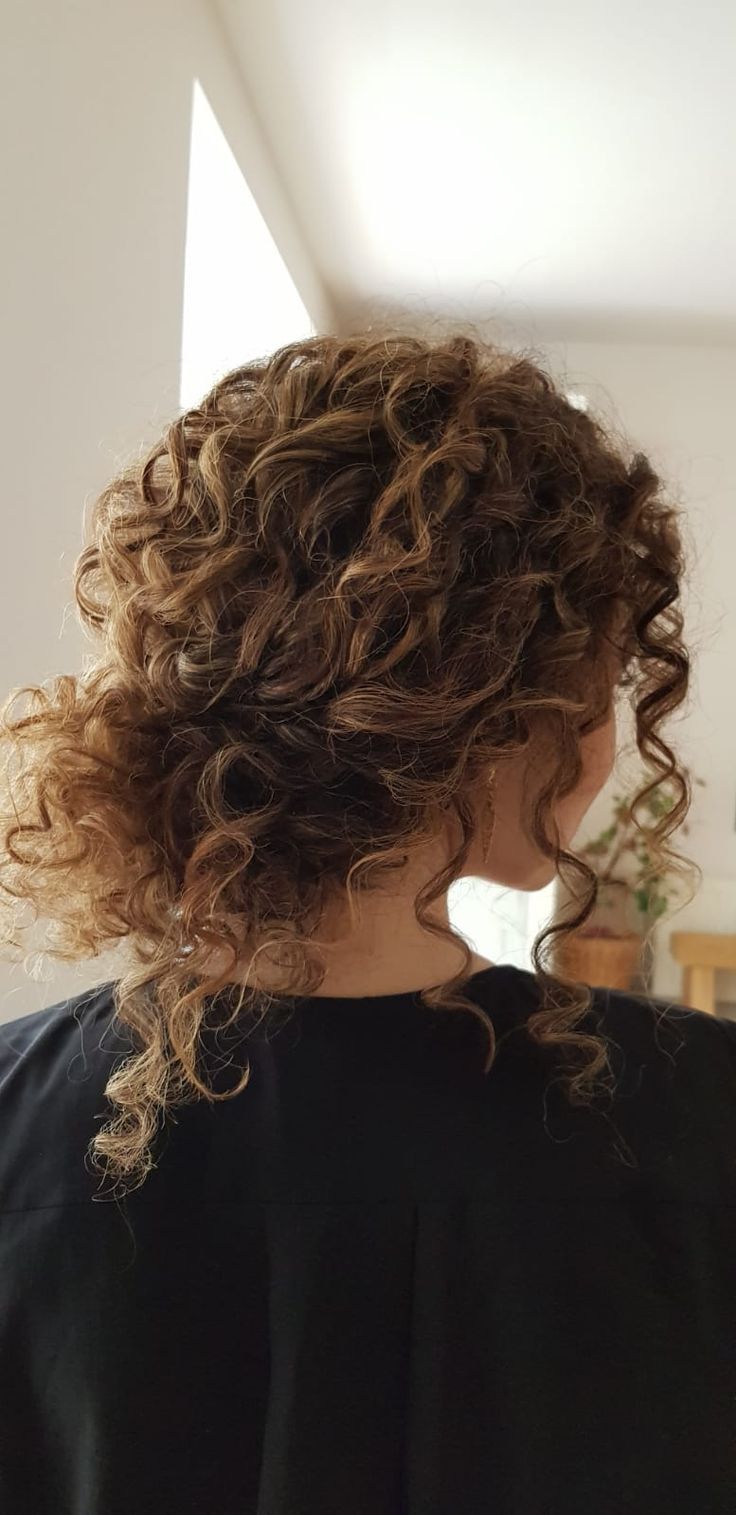 Latest Curly Hairstyles