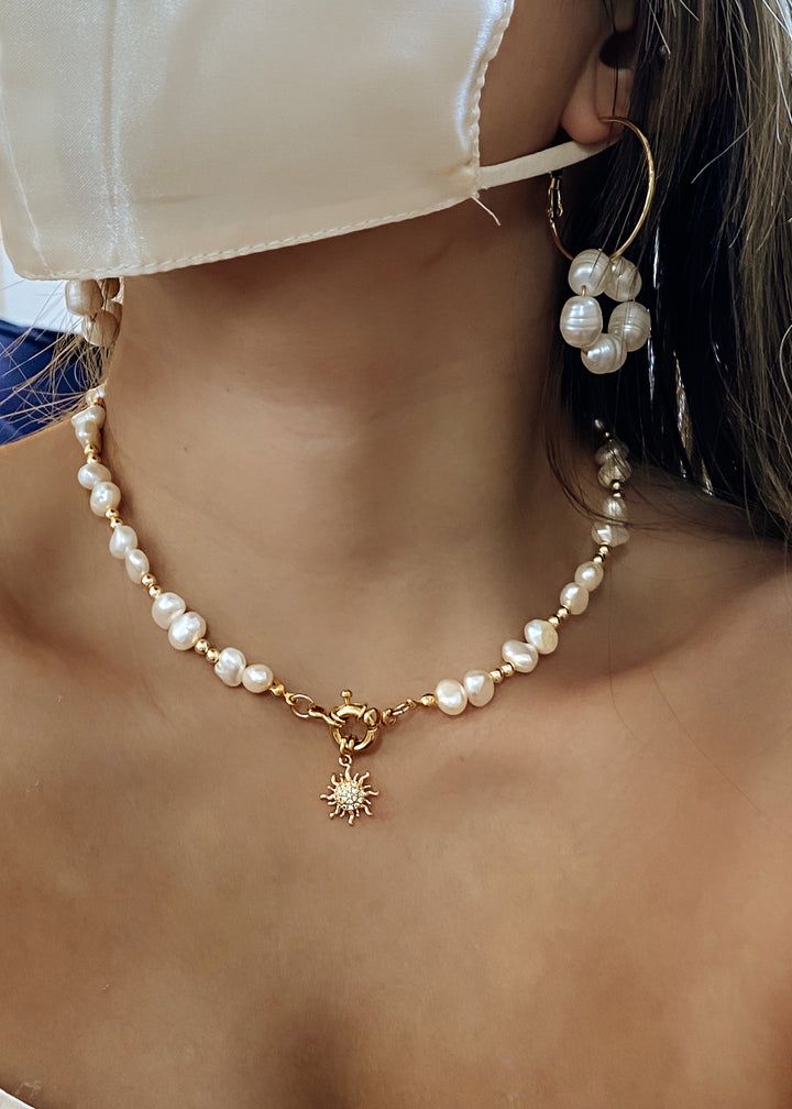 Timeless Elegance: Classic Pearl Necklace
Designs