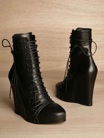 Wedge Boots: Ideal for Women