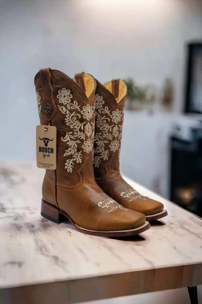 1696898231_womens-western-boots.jpg