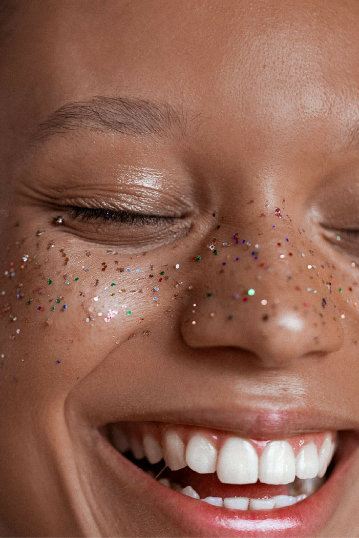 How to Rock Glitter Makeup Like a Pro