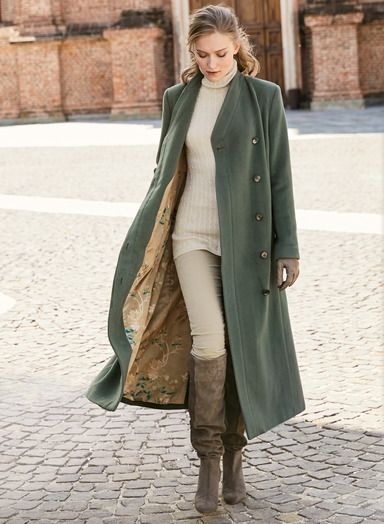 Add new designs to your personality with
green coat