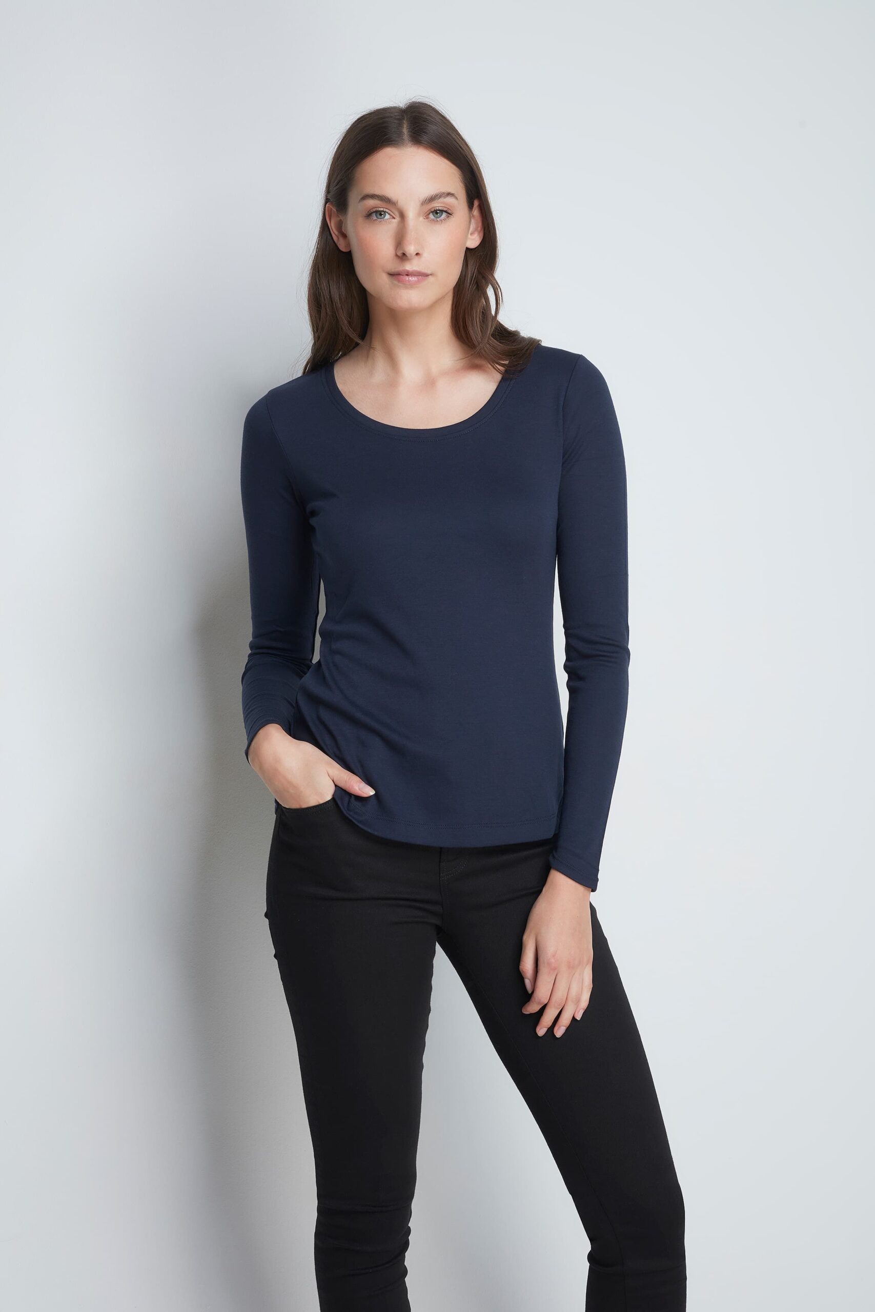 Attractive and elegant long sleeve t
shirt