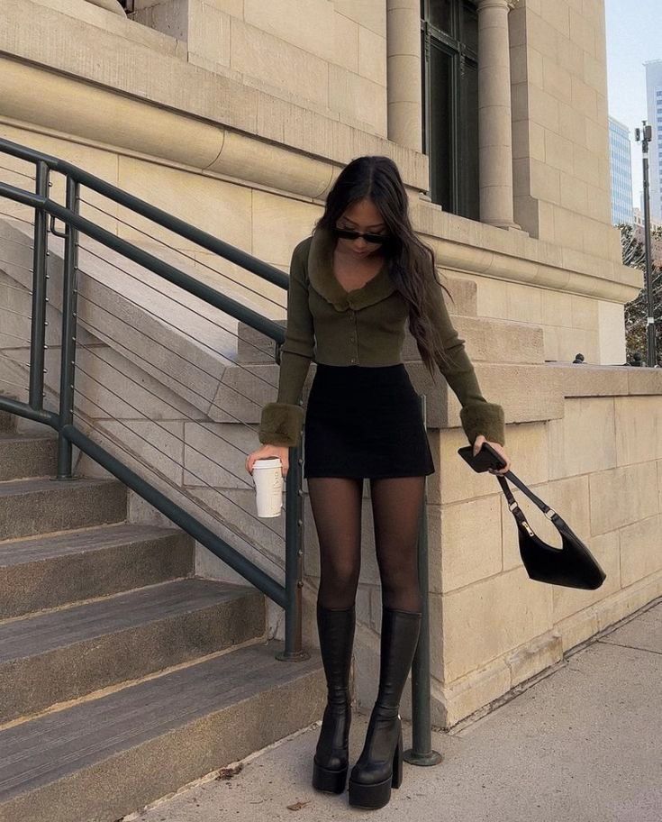 The Ultimate Guide to Finding the Perfect
Pair of Black Knee High Boots