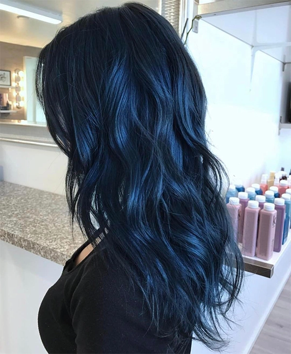 Celestial Beauty: Embracing Blue
Hairstyles for a Bold Look