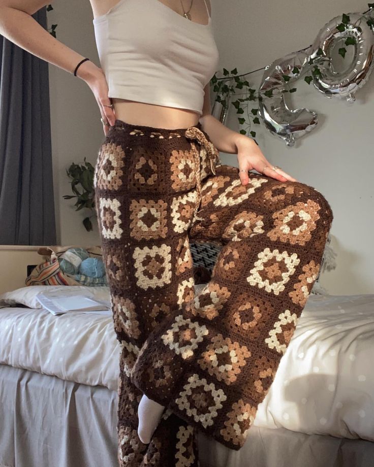 Crochet pants – Go in for Trendy Crochet
Pants