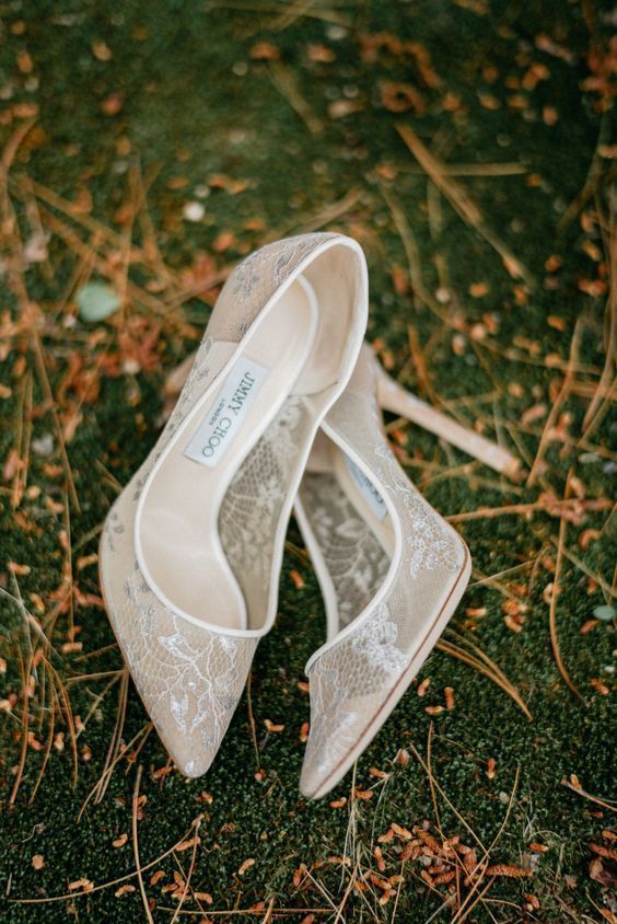Lace-Wedding-Shoes.jpg