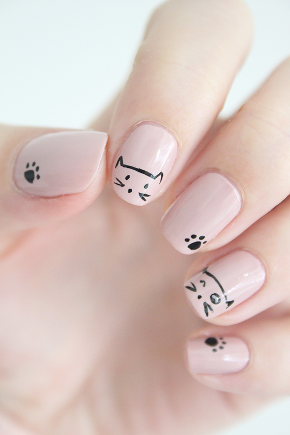 Mothers-Day-Nail-Art.png