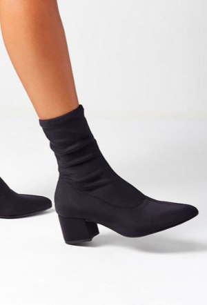A good shoe makes good impression:
Stretch boots