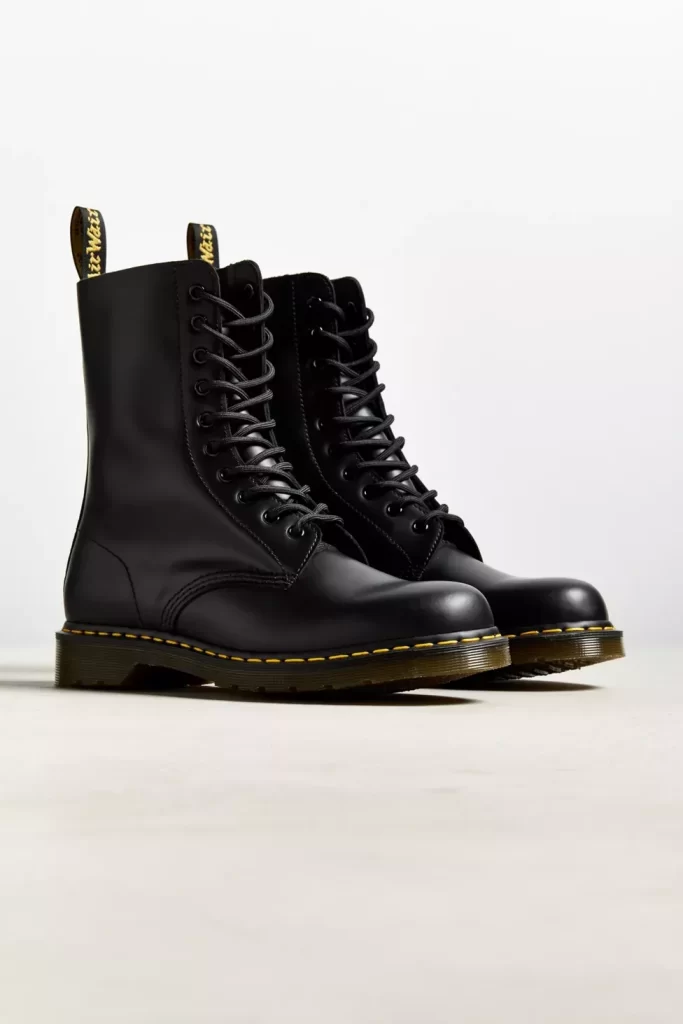 army-boots.webp.webp