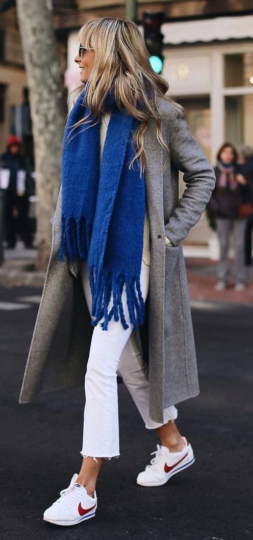 How to Incorporate Blue Scarves Into Your
Wardrobe