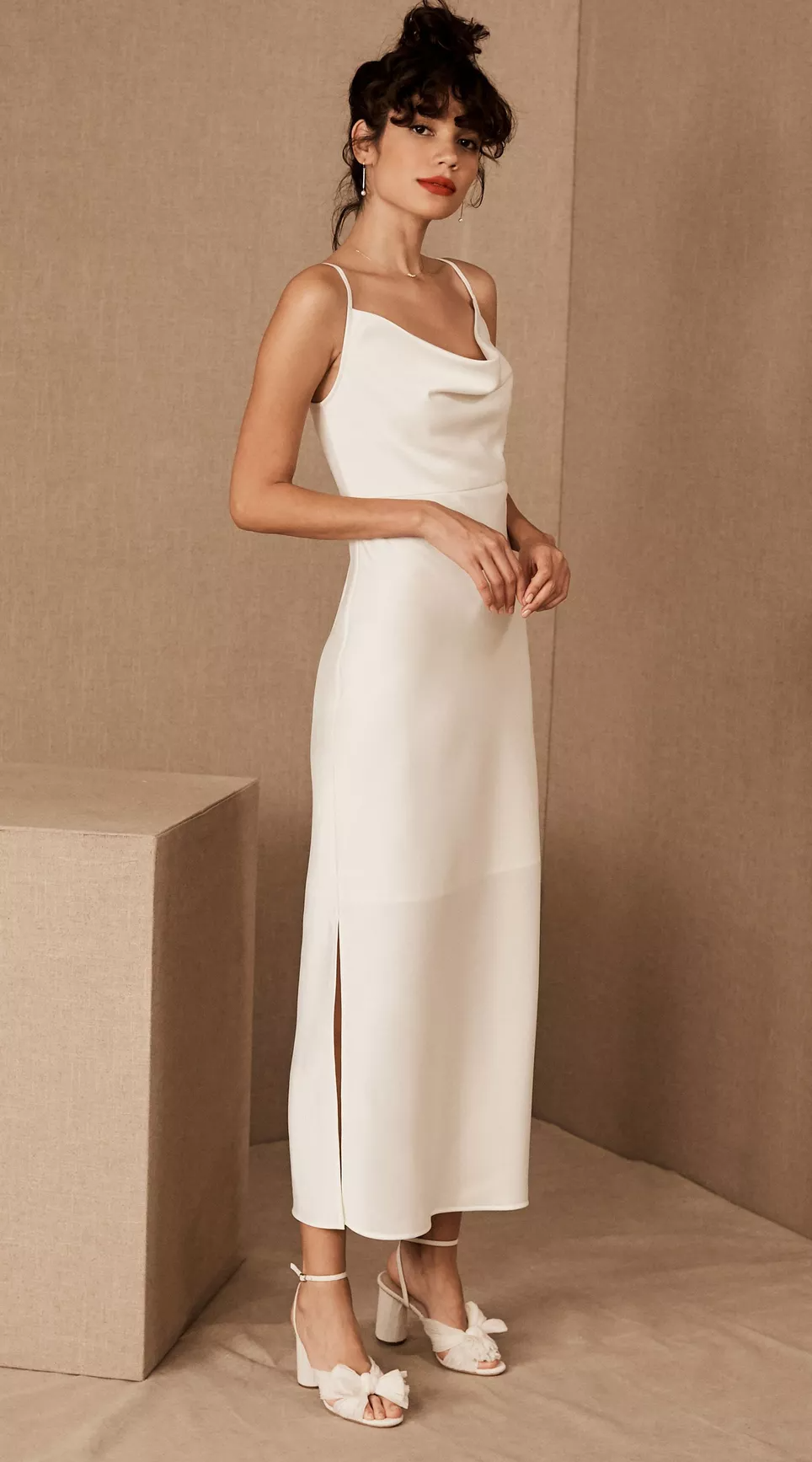 Uncomplicated Elegance: The Allure of
Simple Wedding Dresses