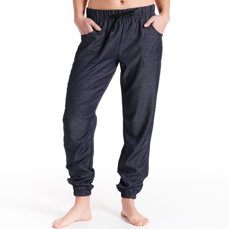 Foolproof guide on how to buy track pants – thefashiontamer.com