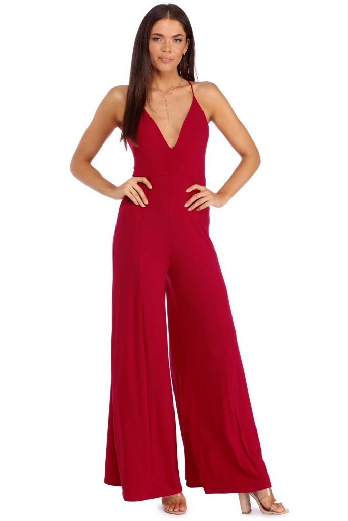 How to wear a wide leg jumpsuit – thefashiontamer.com