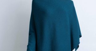 cashmere teal knitted poncho in teal arwubsj