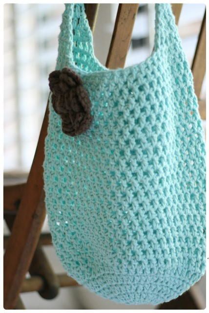 crochet handbags easy to make, this cute crochet bag is one you take to the encsyob