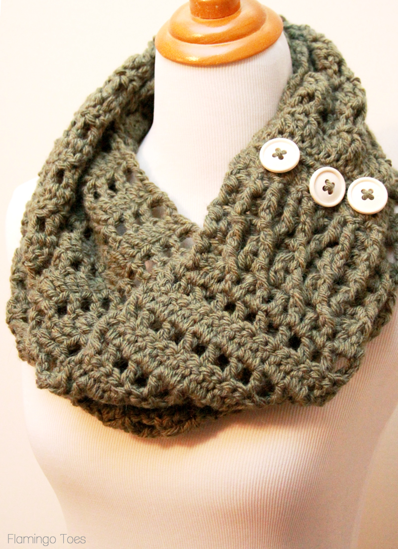 crochet scarves diy-chunky-crochet-infinity-scarf nwubdhk