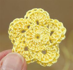 easy crochet flower 10 ways to crochet a flower. qbqabqx