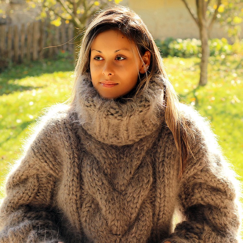 hand knit mohair sweater medium grey fuzzy turtleneck 10 strands by  extravagantza jehokdc